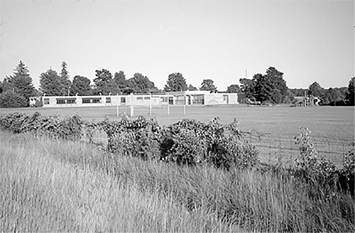 Warwick Central School and back field.