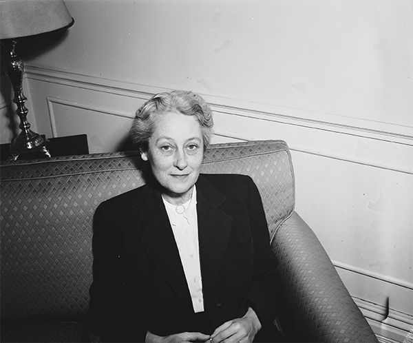 Portrait of Hope Millholland.