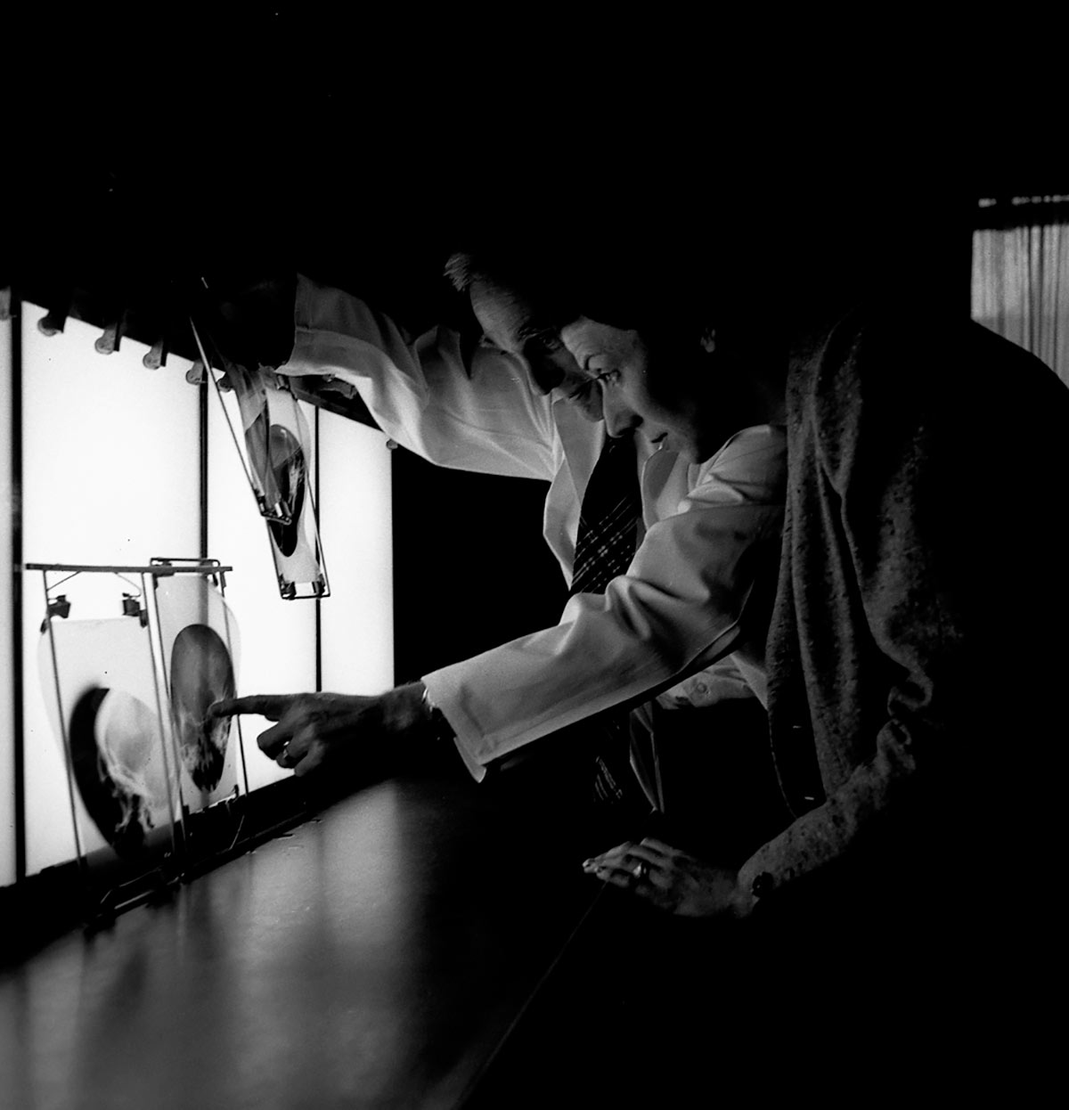 xray machine with two people.