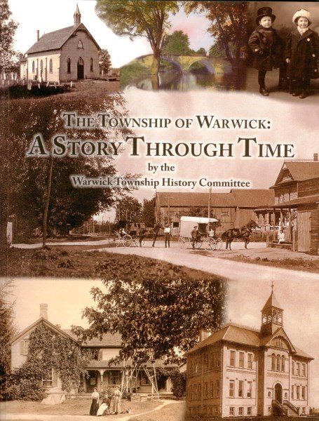 Book cover of " History, A History Through Time".