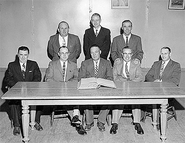 The 8 men a part of the Warwick Council, 1959.