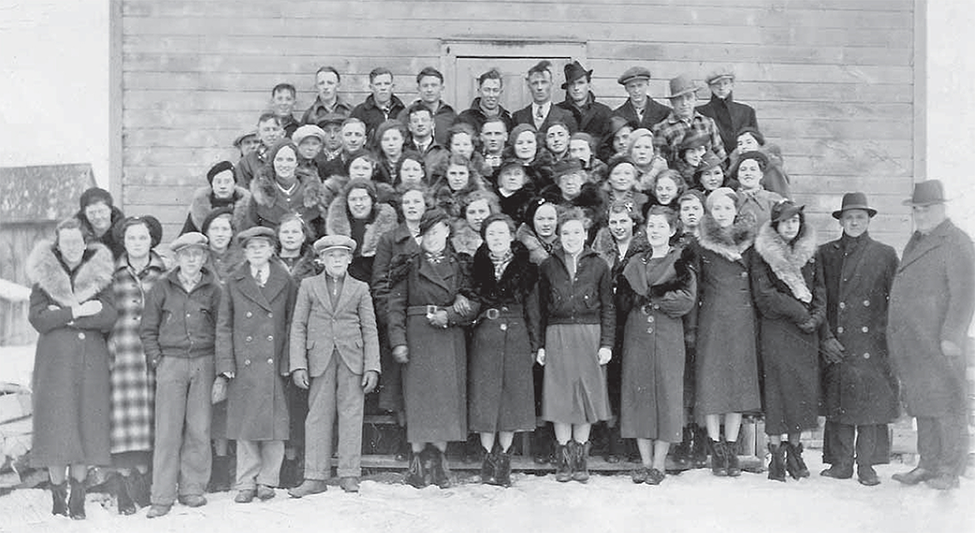 Department of Agriculture Short Course participants at the Outside the WarwickOrange Hall.
