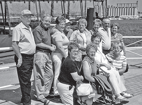 Geerts family group photo at a gathering.