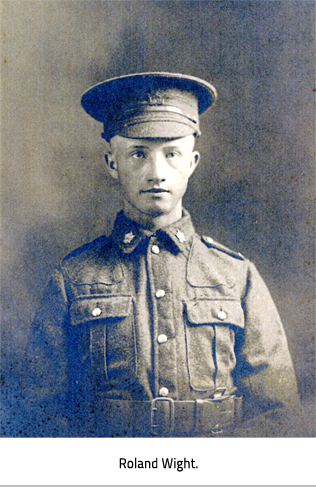 Portrait of Roland Wight in uniform, link.
