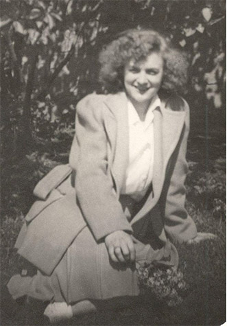 Annie (Neve) McLaughlin (1946)